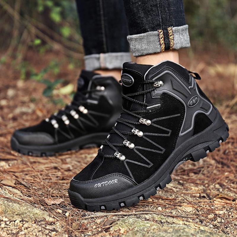 Best High Top Hiking Boots For Men This Year