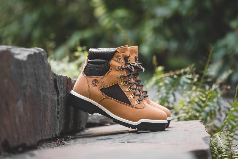 Best High Top Hiking Boots For Men This Year