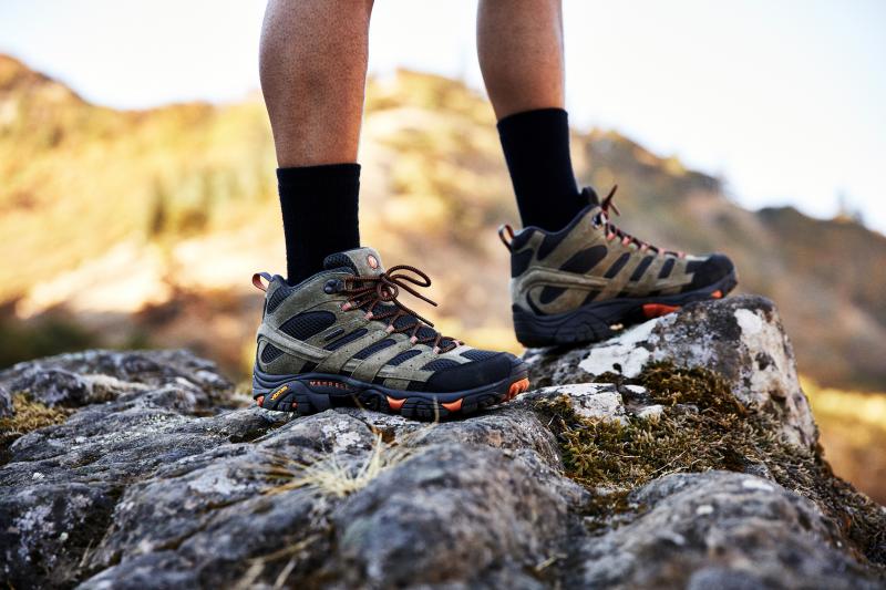 Best Hiking Shoes for Arch Support in 2023:  Top 15 Tips for Finding the Perfect Pair with Good Arch Support