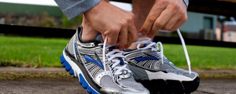 Best Indoor Lacrosse Shoes For Performance: How To Choose The Perfect Pair For Your Game