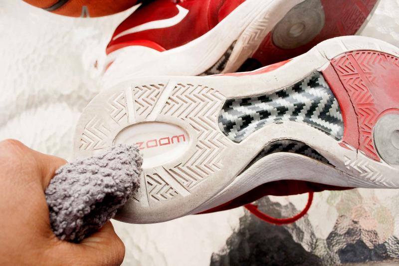 Best Indoor Soccer Shoes for Women: How to Find Comfort and Traction for Your Next Game