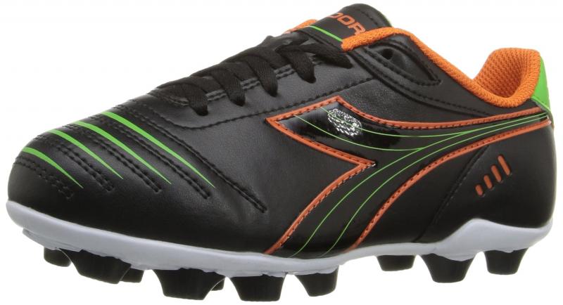 Best Indoor Soccer Shoes for Women: How to Find Comfort and Traction for Your Next Game
