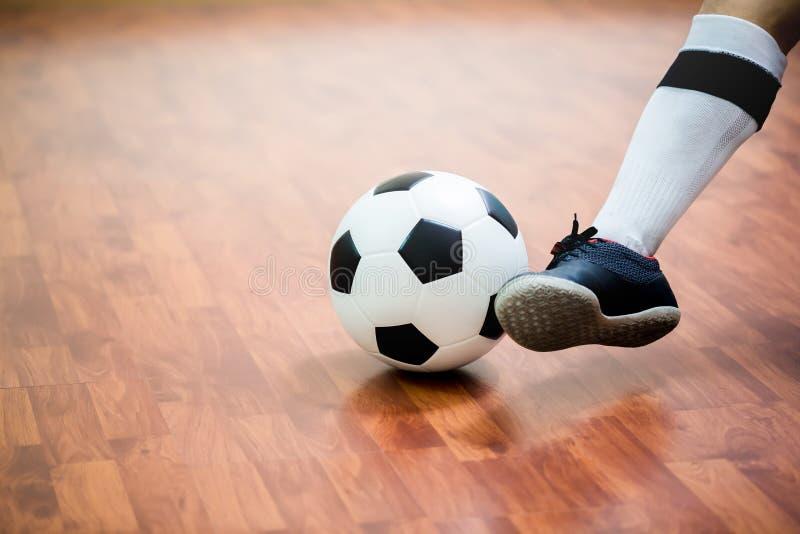 Best Indoor Soccer Shoes for Women: How to Find Comfort and Traction for Your Next Game