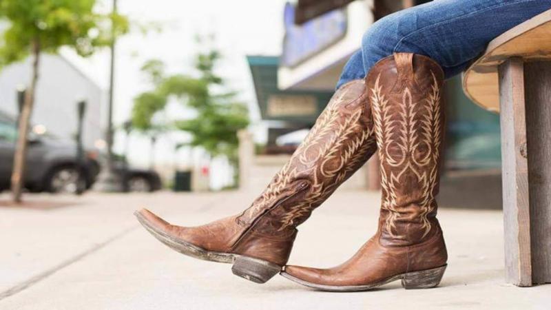 Best Lacrosse Boots for Women: 15 Must-Have Styles for 2023