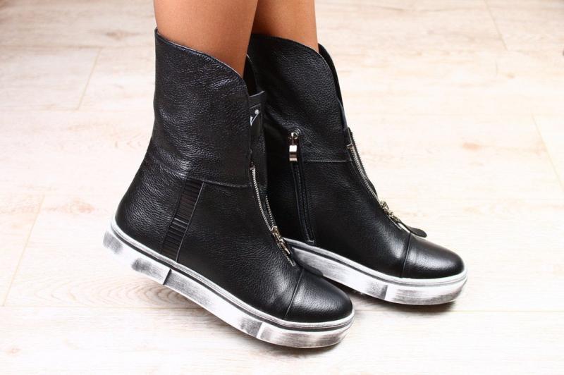Best Lacrosse Boots for Women: 15 Must-Have Styles for 2023