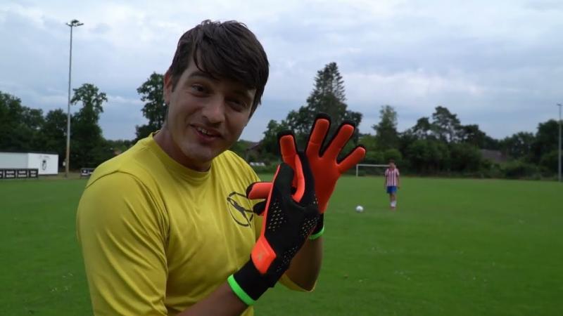 Best Lacrosse Goalie Gloves This Season: How to Choose the Right Pair for You