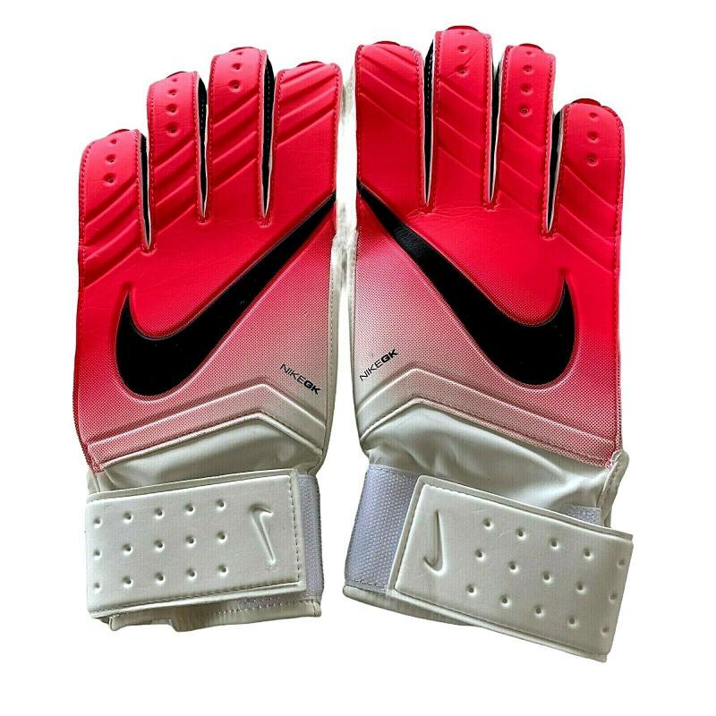 Best Lacrosse Goalie Gloves This Year: Discover The Top Nike and Other Brands For Superior Protection