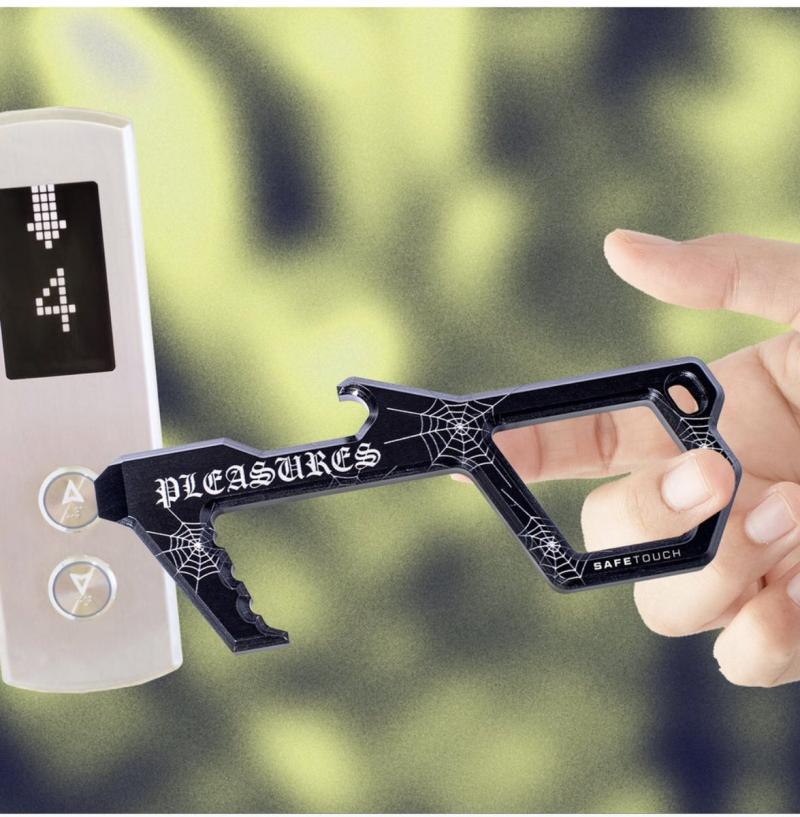 Best Lacrosse Keychains in 2022: Why You Need One of These 15 Awesome Finds