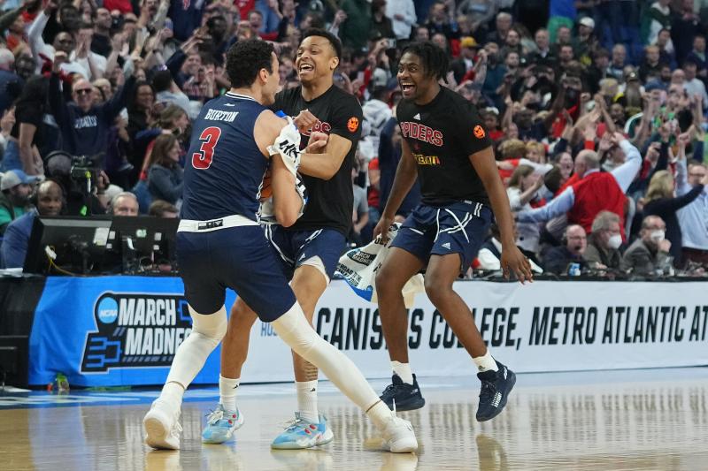 Best March Madness Moments: Watch These 15 Unforgettable NCAA Tournament Highlights