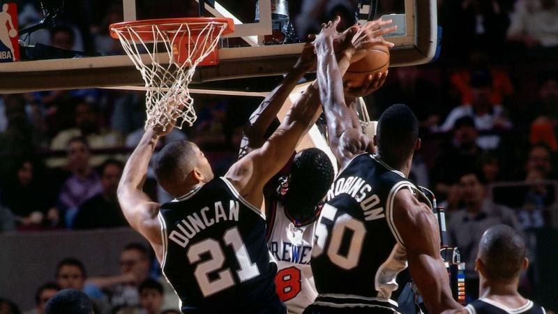 Best NBA Headbands to Stand Out on the Court This Year: Top Head Sweat Solutions for Ballers