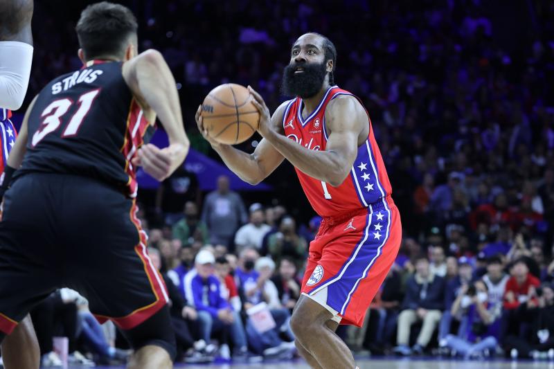 Best NBA Headbands to Stand Out on the Court This Year: Top Head Sweat Solutions for Ballers