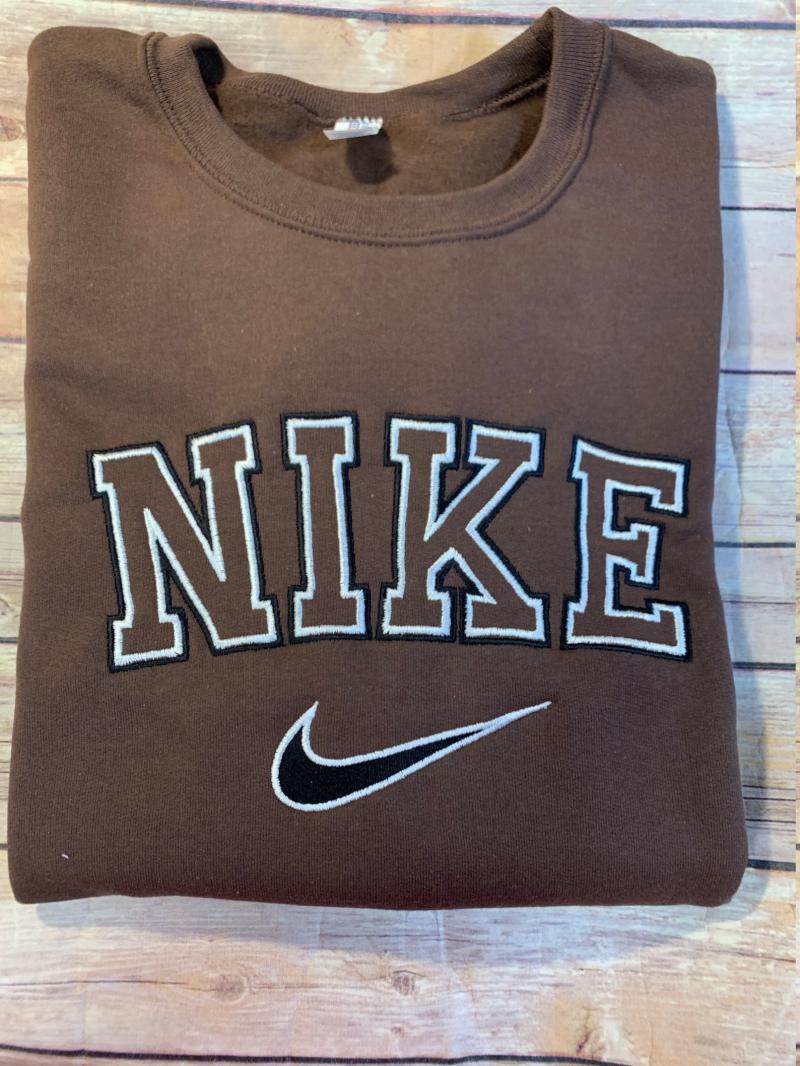 Best Nike Crewneck Ever Made. 15 Must-Know Features of the Nike Standard Issue Crewneck