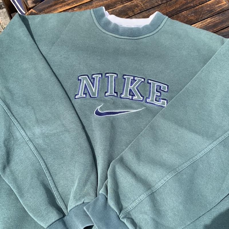 Best Nike Crewneck Ever Made. 15 Must-Know Features of the Nike Standard Issue Crewneck