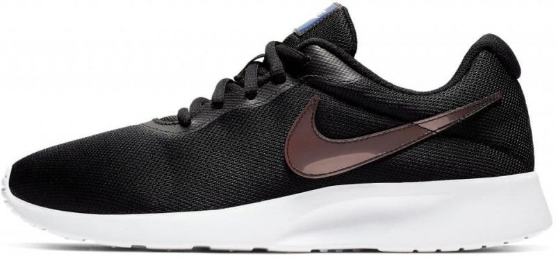 Best Nike Tanjun Shoes for Men in 2022: How to Choose Like a Pro