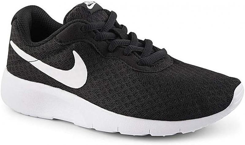 Best Nike Tanjun Shoes for Men in 2022: How to Choose Like a Pro