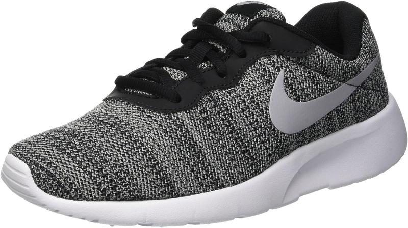 Best Nike Tanjun Shoes for Men in 2022: How to Choose Like a Pro