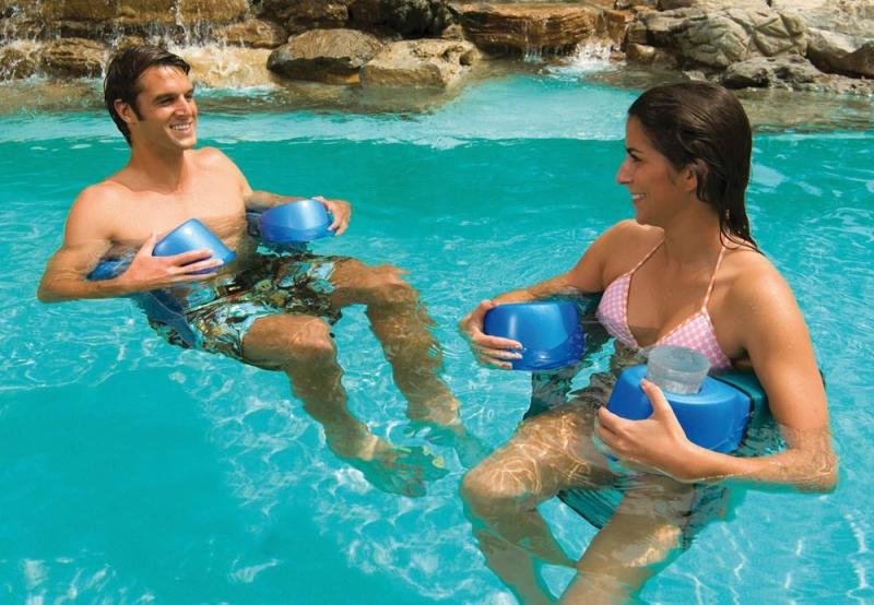 Best Pool Loungers for Relaxation 2023: Completely Buoyant and Durable Options