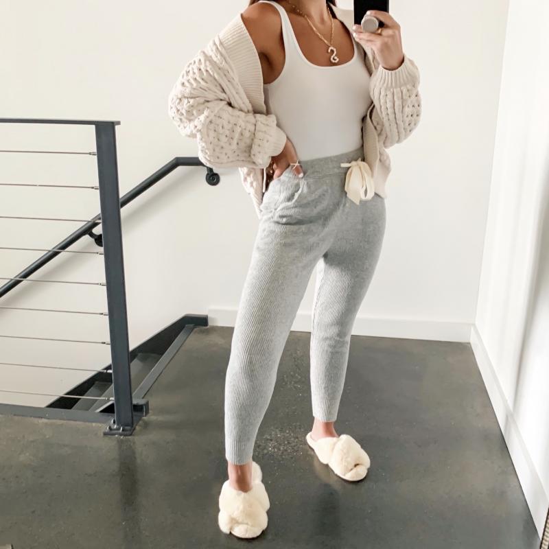 Best Roxy Sweatshirts For Bundling Up: 15 Trendy Options For Staying Cozy This Fall