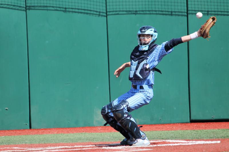Best Softball Catchers Gear in 2023: 15 Tips on How to Measure for Fit