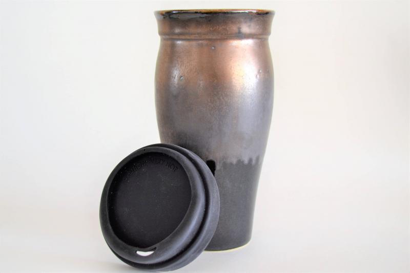 Best Travel Mug of 2023 With Stronghold Lid For Hot & Cold Drinks: Yeti Vs Rambler