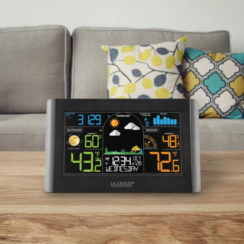 Best Wet Weather Station Under $100: La Crosse Technology Weather Clock With Barometric Pressure