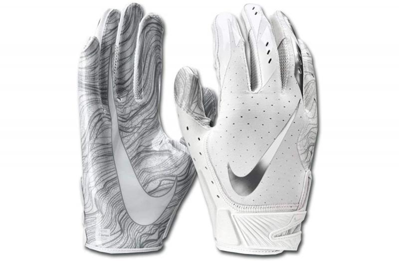 Blast Off Your Game This Season: Why Nike Vapor Jet Gloves Are the Secret Weapon You Need