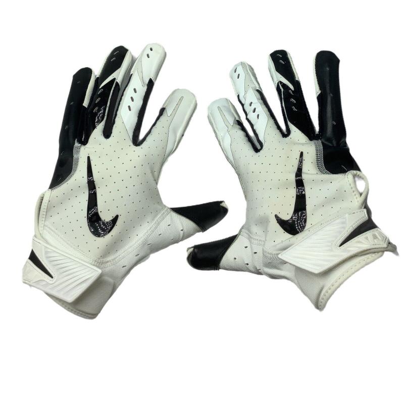 Blast Off Your Game This Season: Why Nike Vapor Jet Gloves Are the Secret Weapon You Need