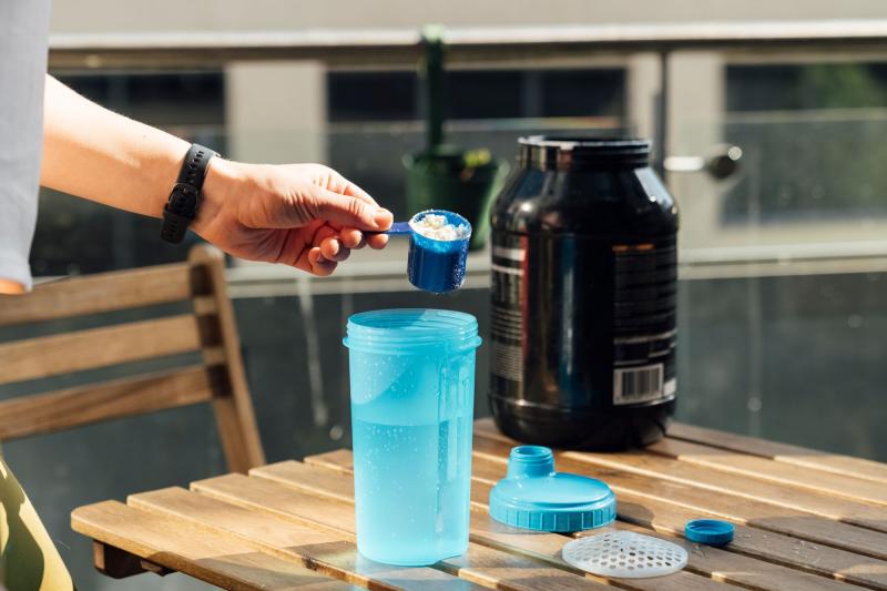 Blend Up Some Hydration This Summer: 15 Ways To Use a Gatorade Blender Bottle For Health