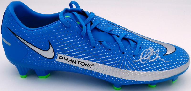 Blue Phantom Soccer Cleats: 15 Key Things To Know Before Buying