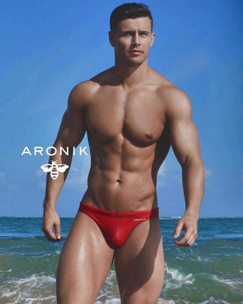 Boost Your Confidence: Can A Speedo Men