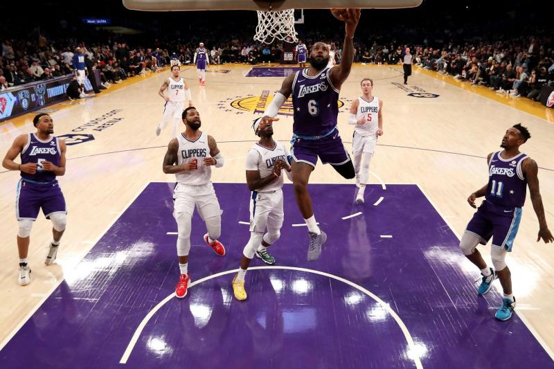 Boost Your Game Dramatically with This Basketball Gear: Discover the Top 15 Pieces of Training Equipment Every Hooper Needs