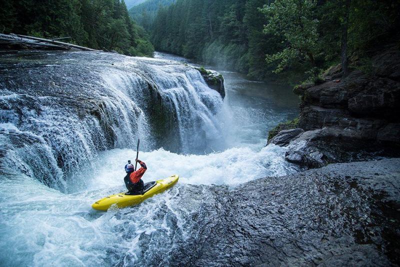 Boost Your Kayaking Game This Year: Discover the Malone Channel Loader Kayak Load Assist
