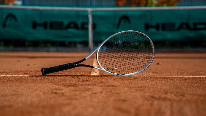 Boost Your Tennis Game This Year: One Trick With Head Geo Gravity Racquets