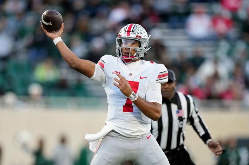 Buckeyes Clash Nittany Lions: Relive Epic Ohio State vs Penn State Matchups