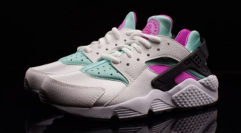 Buying guide for nike huarache youth size shoes 2023