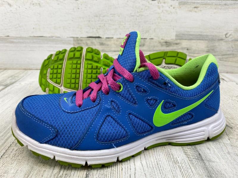 Can Nike Revolution Shoes Live Up to the Hype: 15 Eye-Opening Facts About This Timeless Tennis Shoe