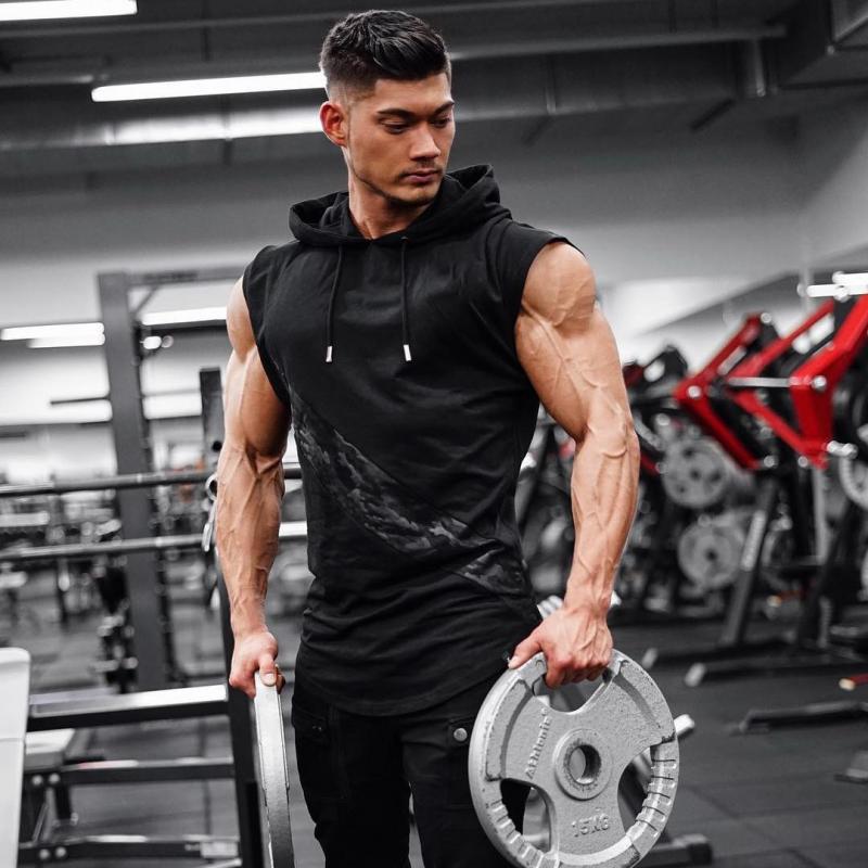 Can This New Iron Paradise Gear Give You The Ultimate Pump. The Sleeveless Hoodie Fit For Gym Kings