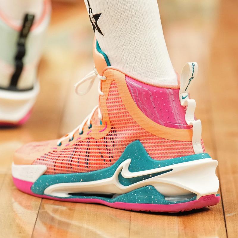 Can You Sky High with Nike