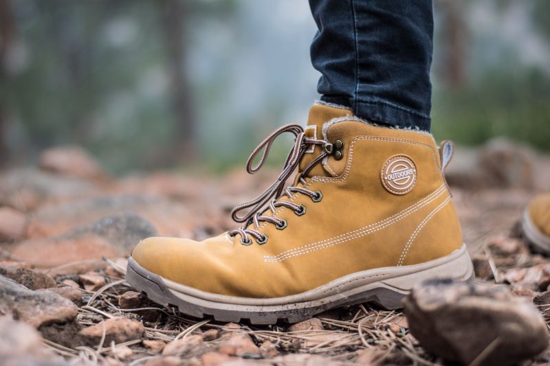 Choose the Right Footwear for Your Field Sports This Year