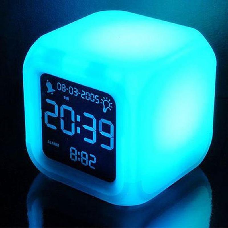 Color Changing Alarm Clocks: Why You Need One of These Amazing Clocks in Your Bedroom