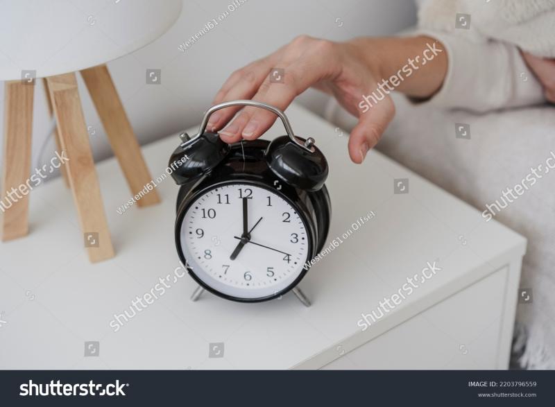 Color Changing Alarm Clocks: Why You Need One of These Amazing Clocks in Your Bedroom