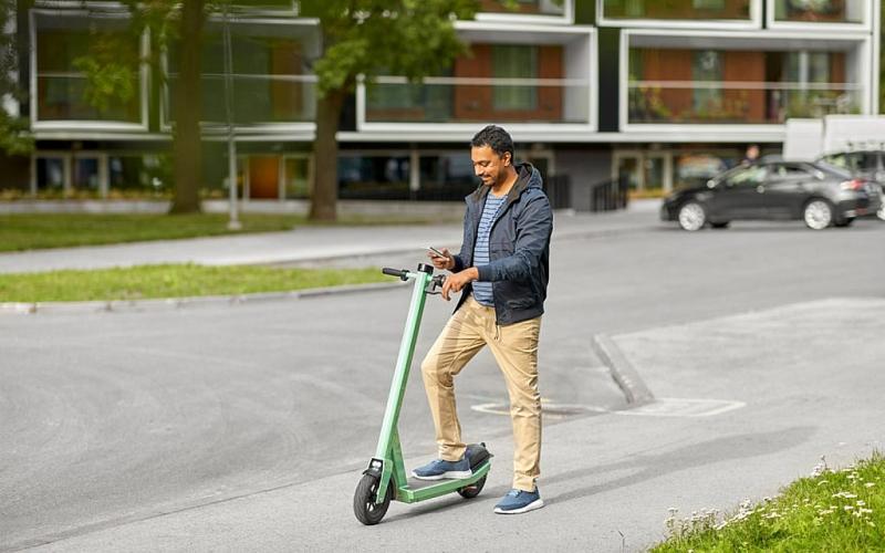 Could The Fliker A1 Scooter Be The Ultimate Urban Commuter Vehicle. Why You Should Seriously Consider This Revolutionary Air-Powered Scooter