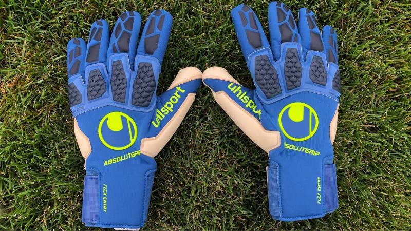 Could These Be the Best Goalie Gloves: Why the uhlsport absolutgrip Is the Top Choice for Goalkeepers