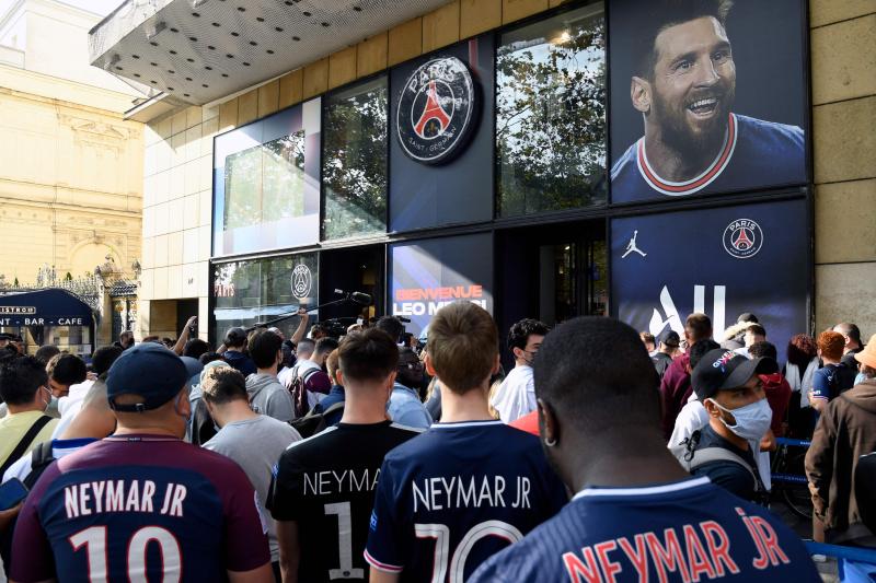 Crack Open Your Wallet: The 15 Best Things to Buy at PSG