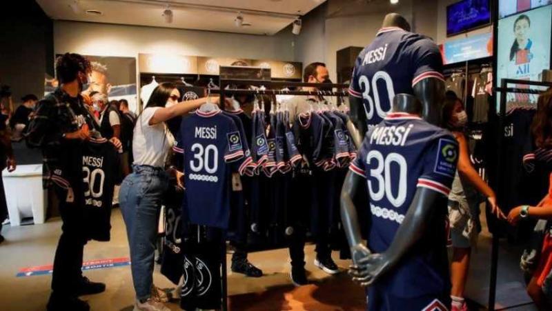 Crack Open Your Wallet: The 15 Best Things to Buy at PSG