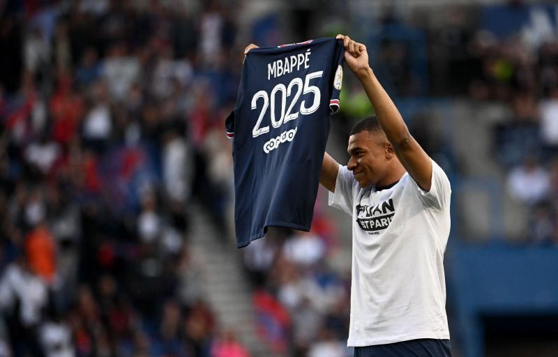 Crack Open Your Wallet: The 15 Best Things to Buy at PSG