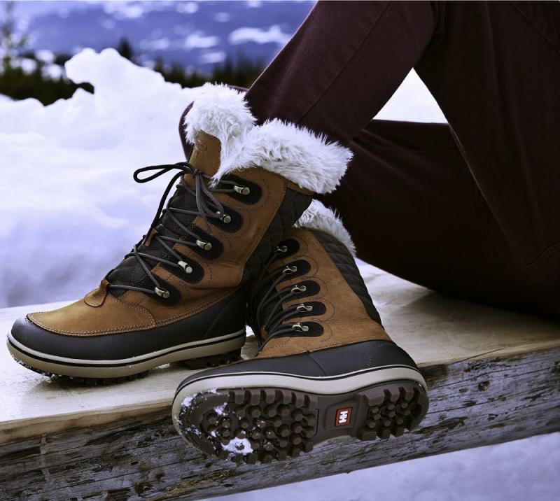Craving Cozy Feet This Winter. Find The Best Wide Snow Boots Here