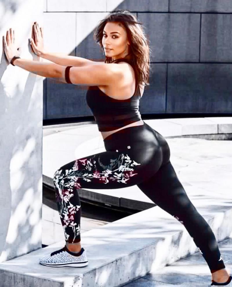 Curvy Leggings for Women: How to Get Superior Comfort and a Flattering Fit