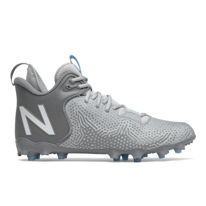 Daring New Style for Cleats. New Balance Freeze 3.0 Cleats Review