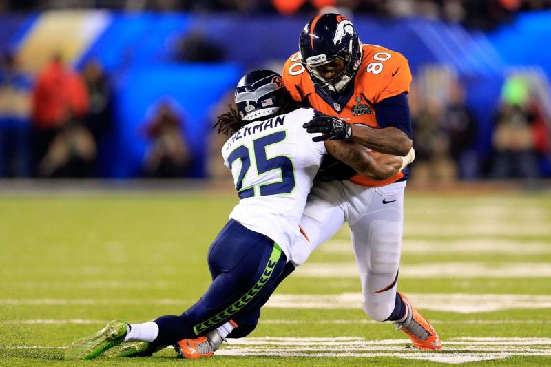 Different Color Football Cleats: Which Ones Give Your Team the Winning Edge